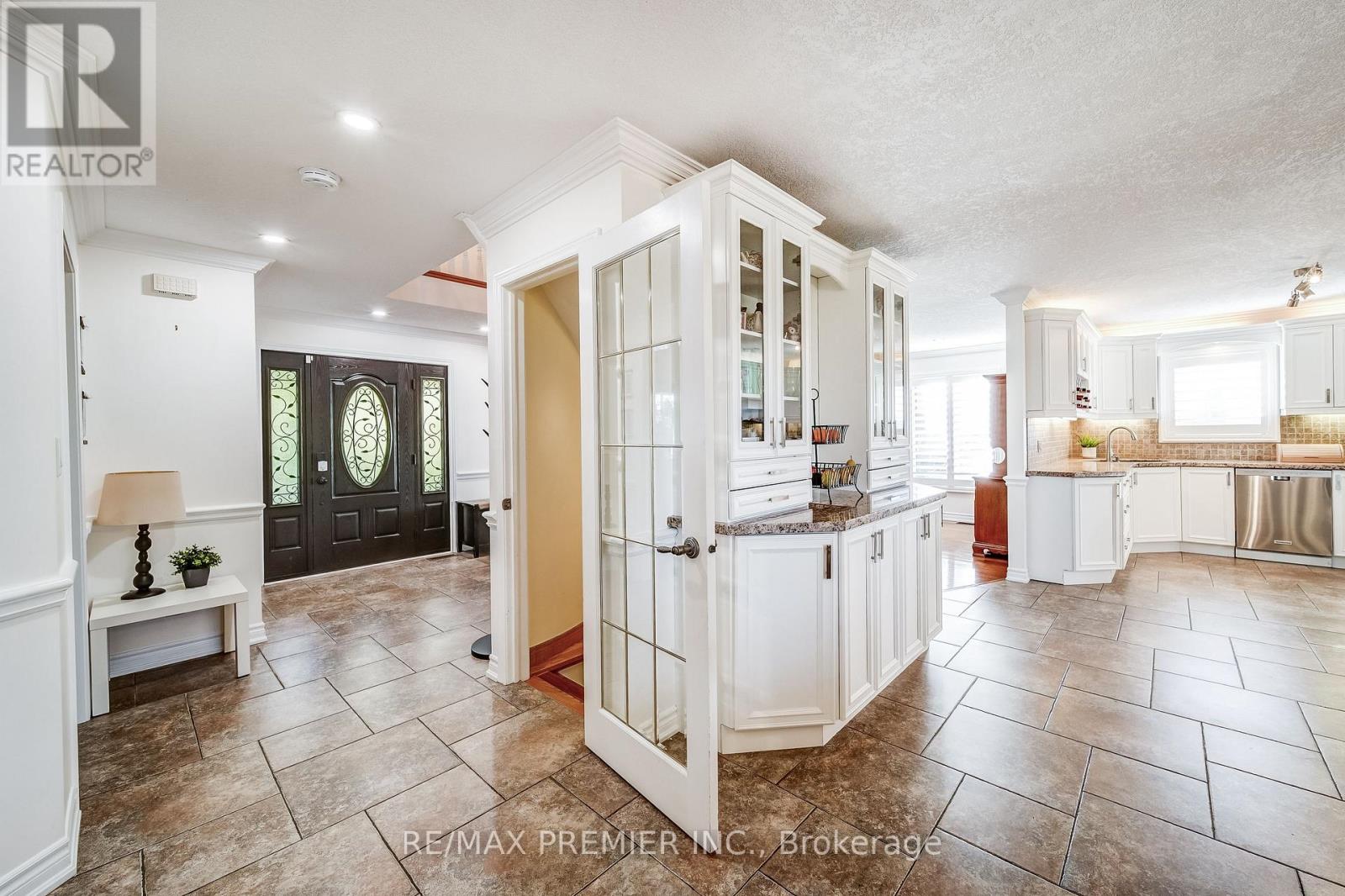 6548 10th Line, Essa, Ontario  L0L 2N0 - Photo 12 - N12492694