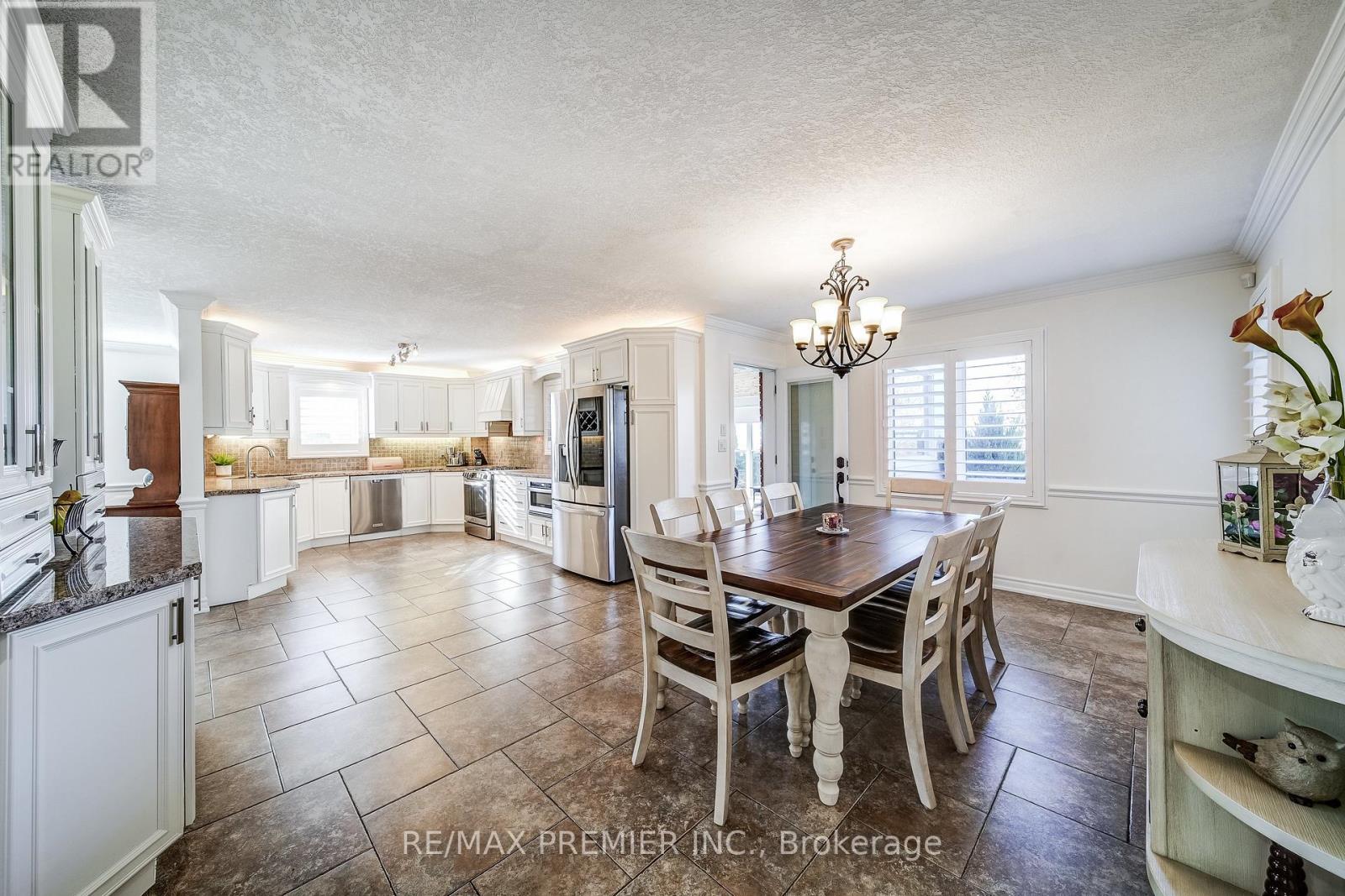 6548 10th Line, Essa, Ontario  L0L 2N0 - Photo 15 - N12492694