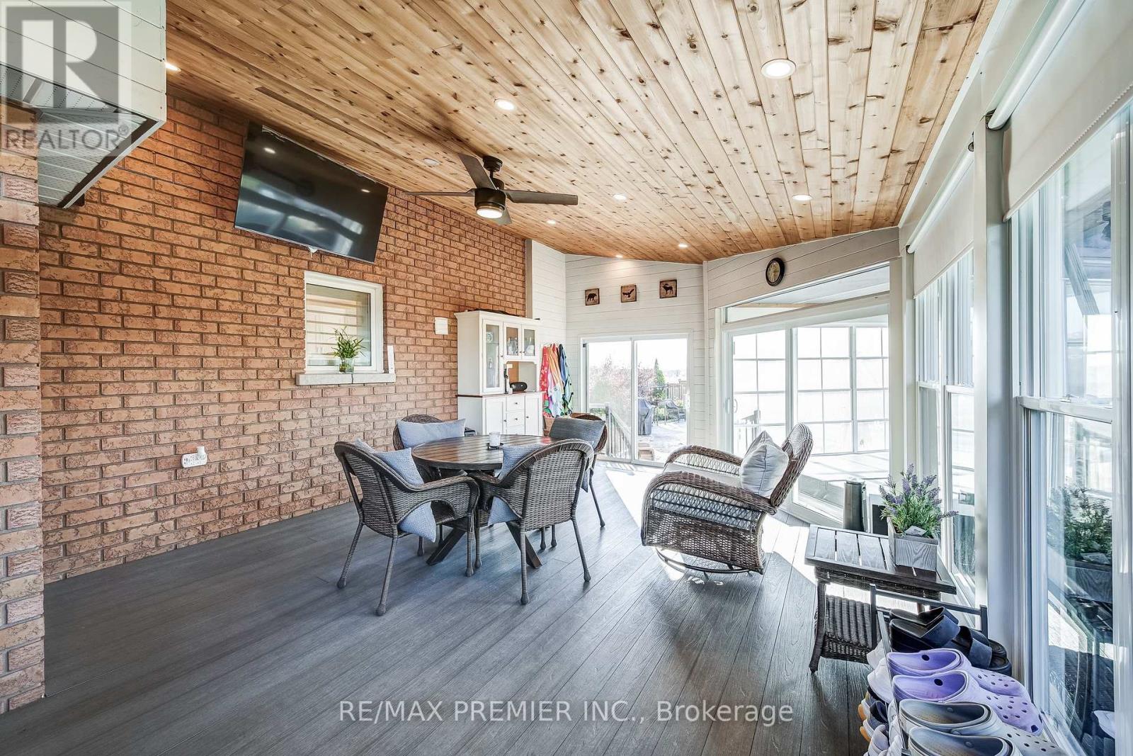 6548 10th Line, Essa, Ontario  L0L 2N0 - Photo 17 - N12492694