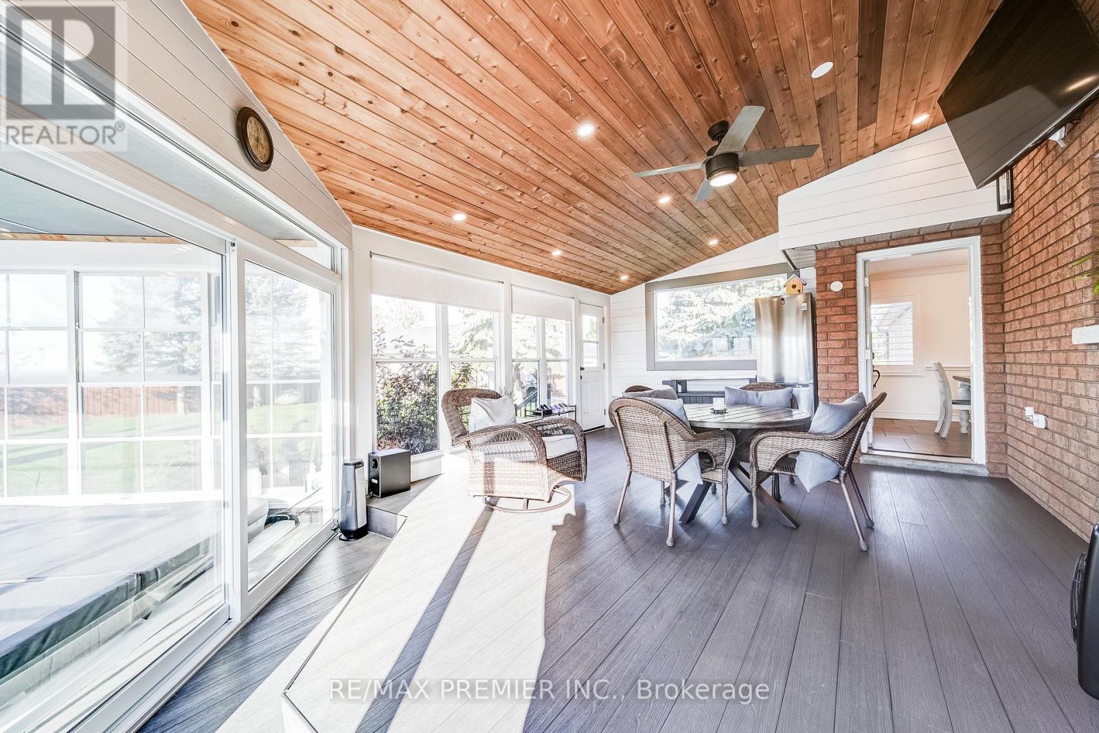 6548 10th Line, Essa, Ontario  L0L 2N0 - Photo 18 - N12492694