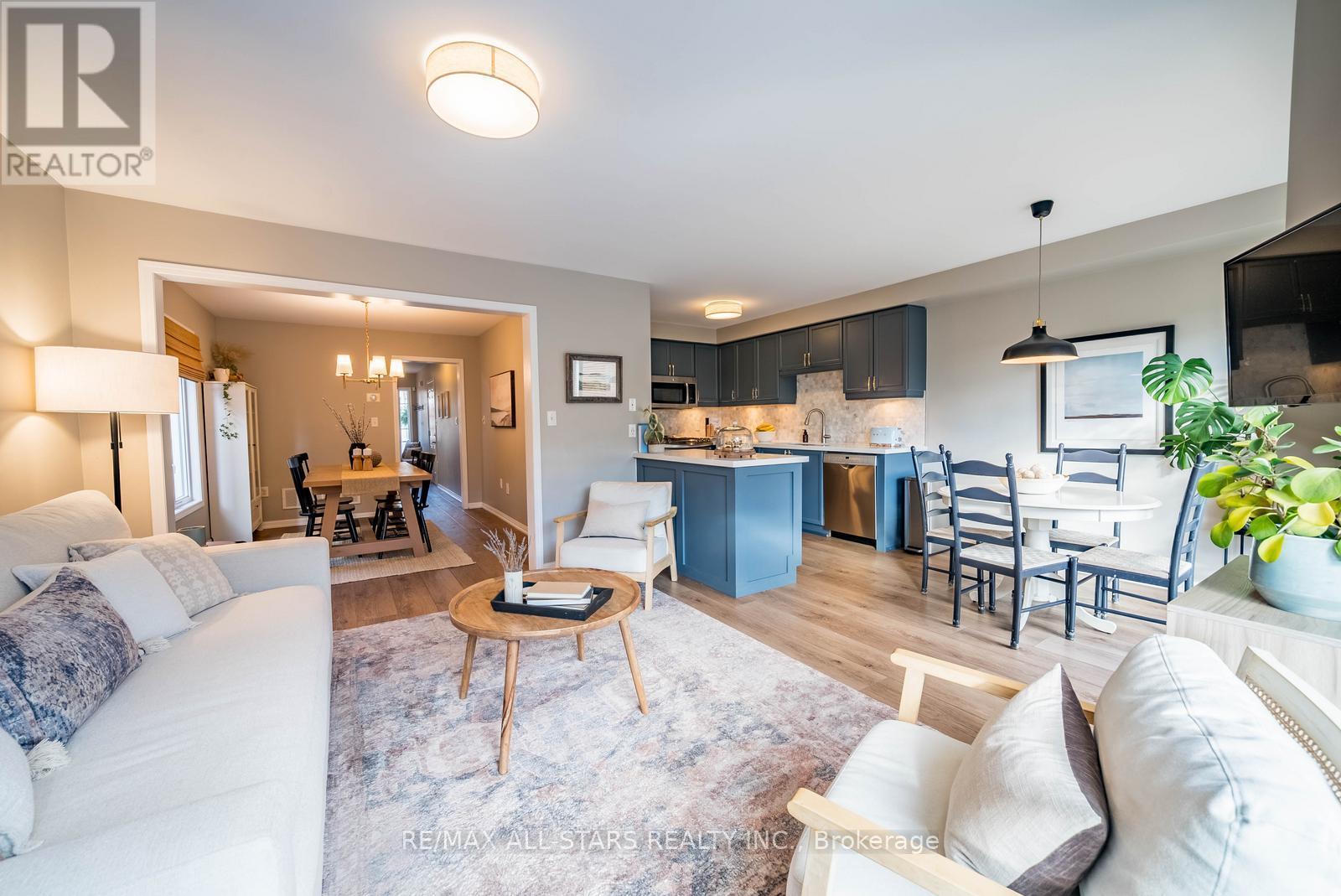 177 Dougherty Crescent, Whitchurch-Stouffville, Ontario  L4A 0A6 - Photo 10 - N12492712