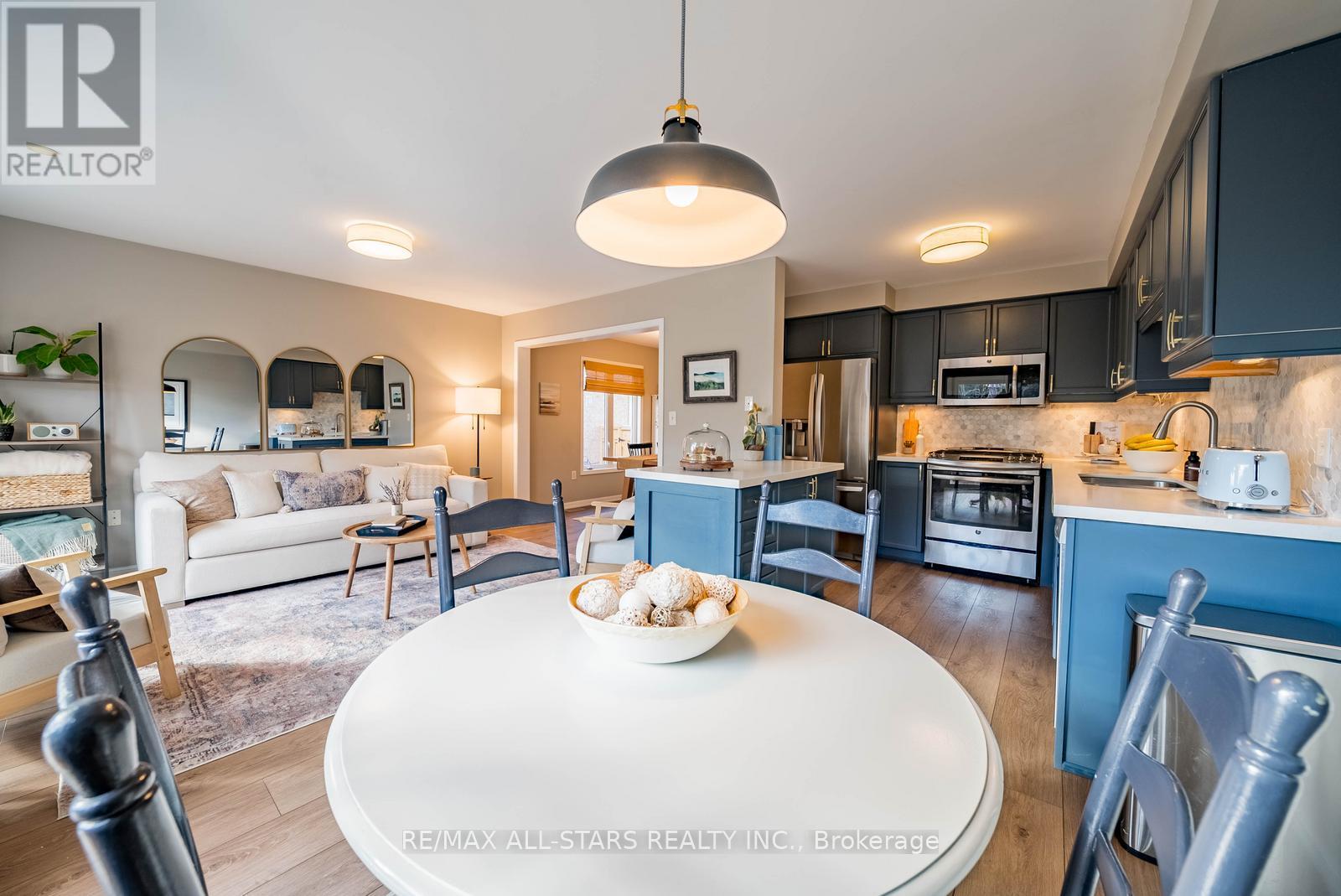 177 Dougherty Crescent, Whitchurch-Stouffville, Ontario  L4A 0A6 - Photo 12 - N12492712