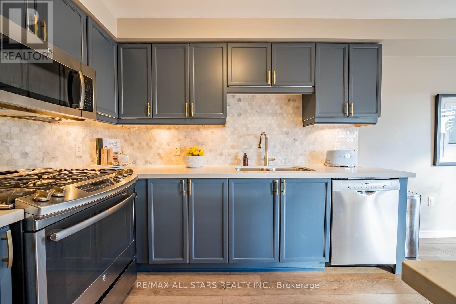 177 Dougherty Crescent, Whitchurch-Stouffville, Ontario  L4A 0A6 - Photo 16 - N12492712