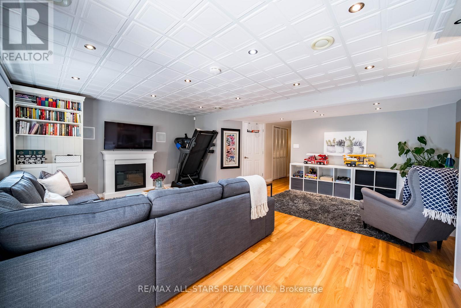 177 Dougherty Crescent, Whitchurch-Stouffville, Ontario  L4A 0A6 - Photo 38 - N12492712