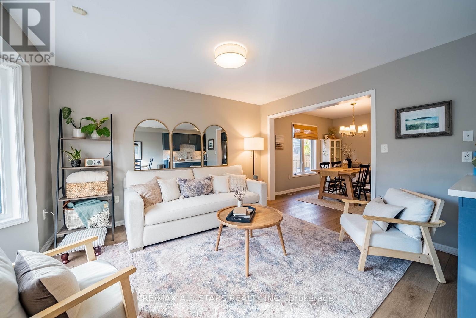 177 Dougherty Crescent, Whitchurch-Stouffville, Ontario  L4A 0A6 - Photo 9 - N12492712