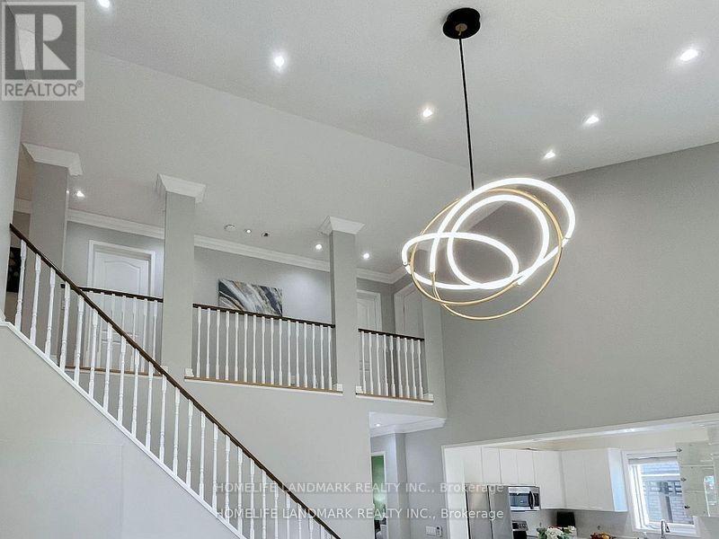 40 Belgrave Square, Markham, Ontario  L6C 2T6 - Photo 20 - N12492772