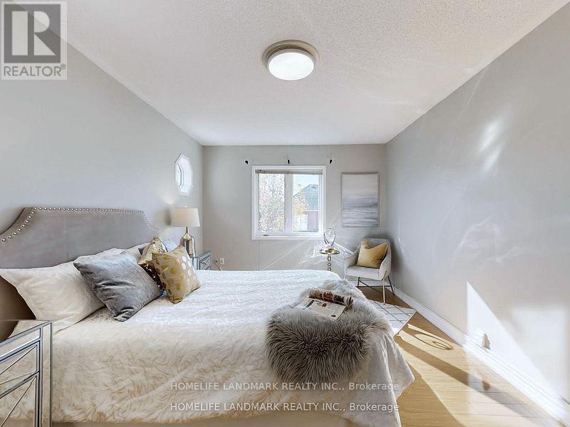 40 Belgrave Square, Markham, Ontario  L6C 2T6 - Photo 23 - N12492772