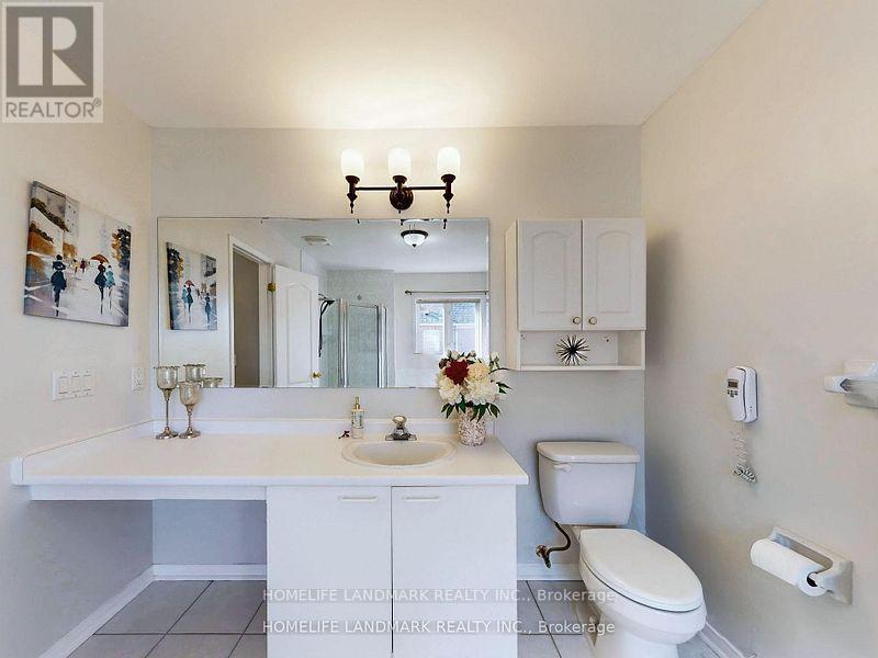 40 Belgrave Square, Markham, Ontario  L6C 2T6 - Photo 24 - N12492772