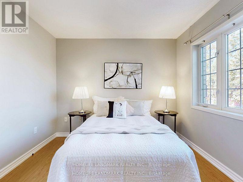 40 Belgrave Square, Markham, Ontario  L6C 2T6 - Photo 28 - N12492772