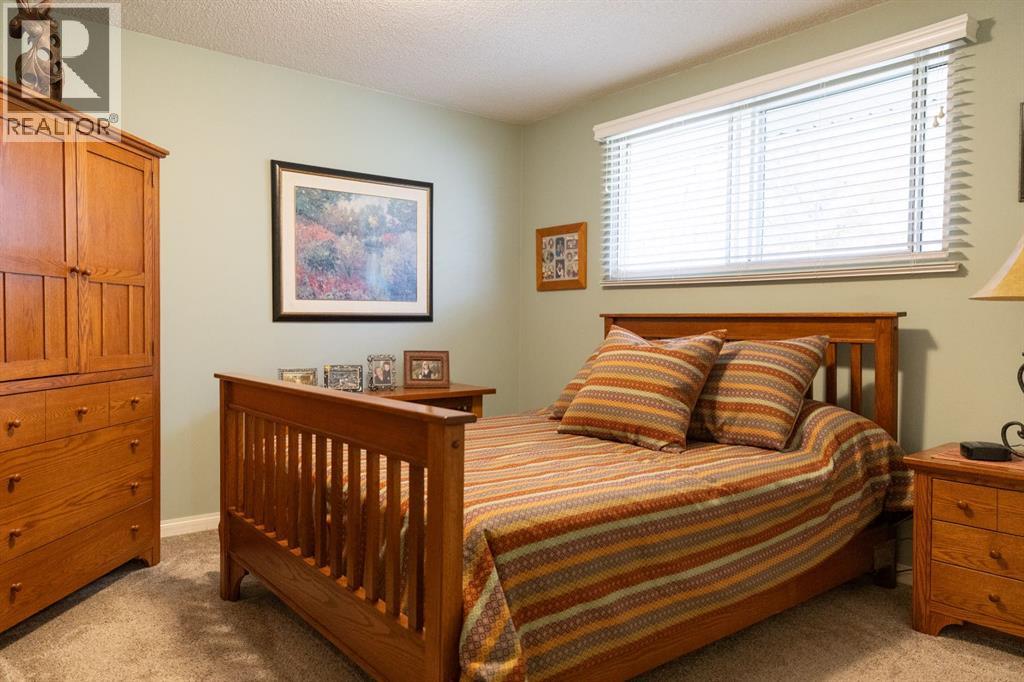 40 Fern Road, Red Deer, Alberta  T4N 4Z4 - Photo 11 - A2267055