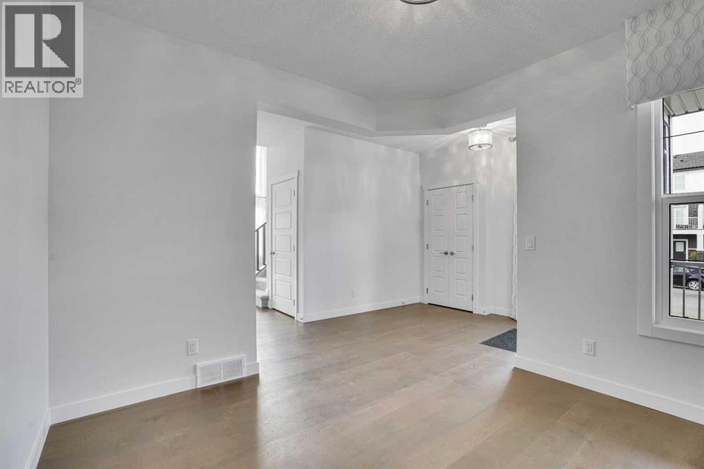 379 Chelsea Passage, Chestermere, Alberta  T1X 2P4 - Photo 5 - A2262653