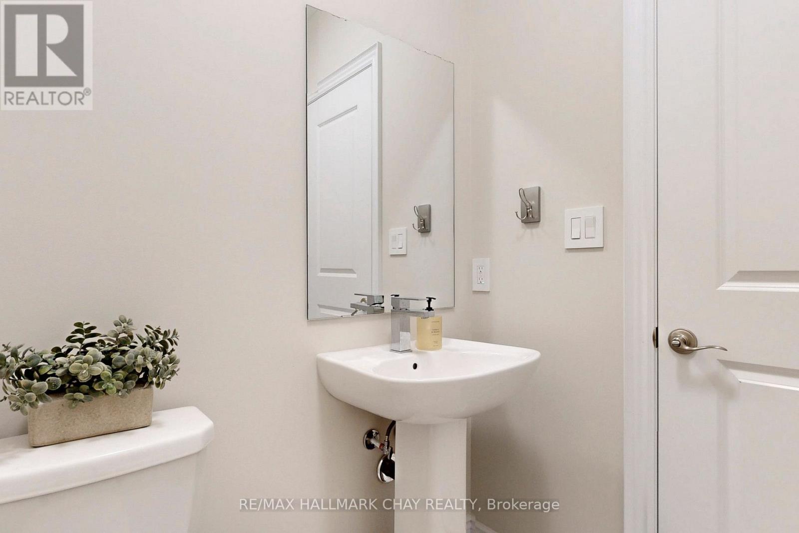 109 Bearberry Road, Springwater, Ontario  L9X 2C8 - Photo 20 - S12492832