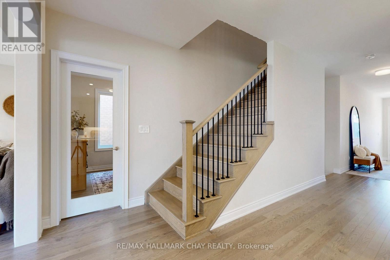 109 Bearberry Road, Springwater, Ontario  L9X 2C8 - Photo 22 - S12492832