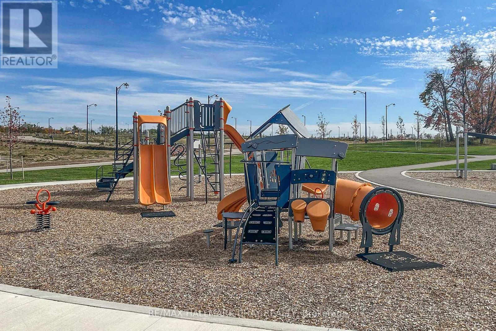 109 Bearberry Road, Springwater, Ontario  L9X 2C8 - Photo 46 - S12492832