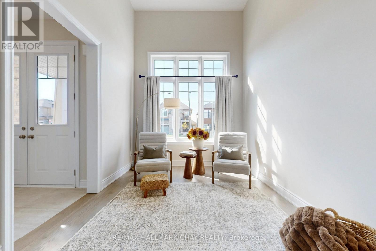 109 Bearberry Road, Springwater, Ontario  L9X 2C8 - Photo 5 - S12492832