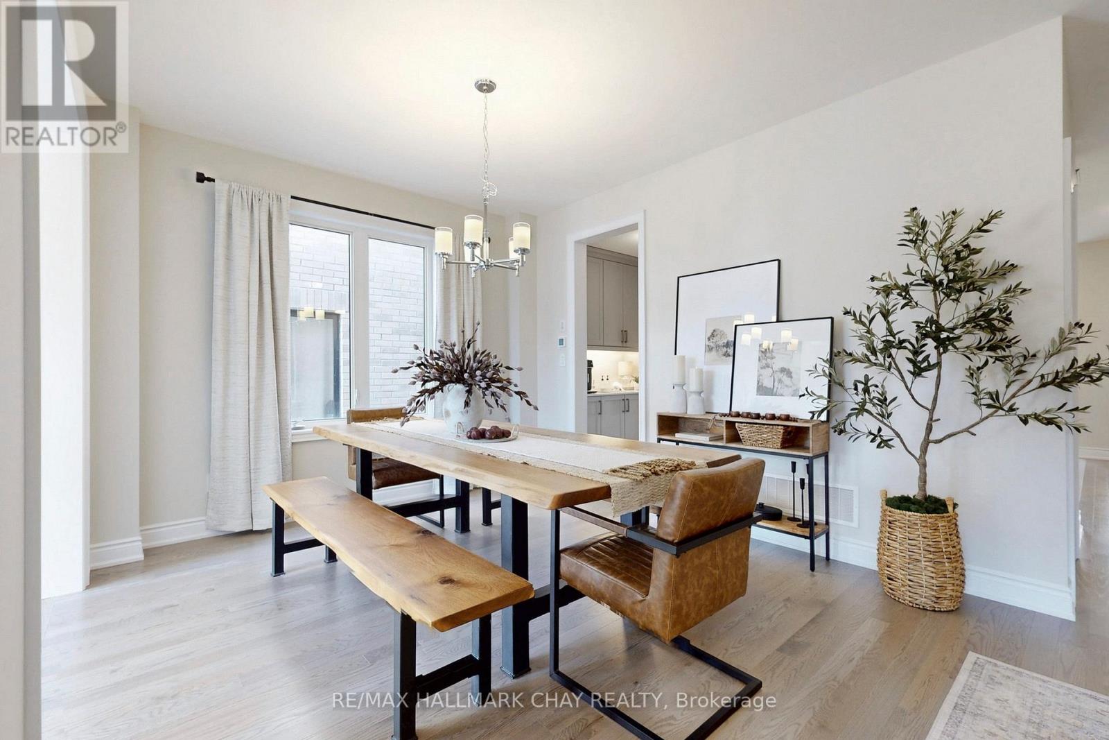 109 Bearberry Road, Springwater, Ontario  L9X 2C8 - Photo 7 - S12492832