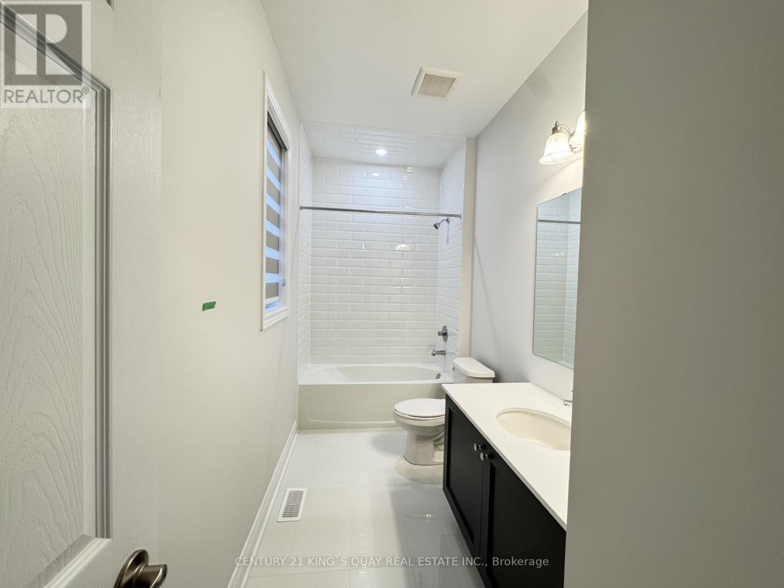 135 Jinnah Avenue, Markham, Ontario  L3S 0G4 - Photo 30 - N12491772