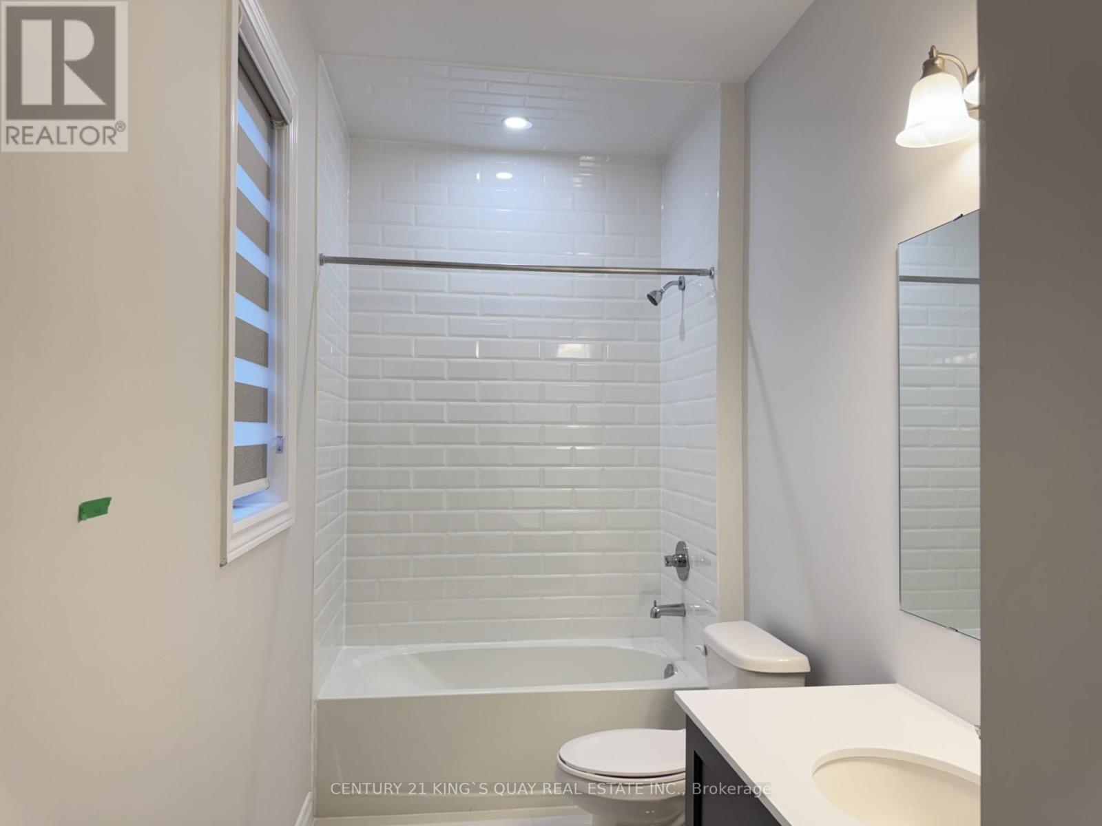 135 Jinnah Avenue, Markham, Ontario  L3S 0G4 - Photo 29 - N12491772