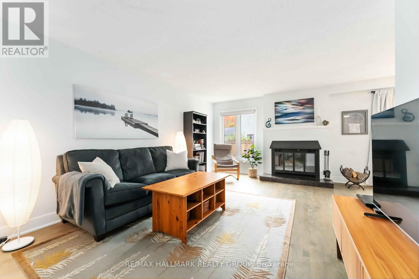 1655 Des Broussailles Terrace, Ottawa, Ontario  K1C 5S7 - Photo 4 - X12488206