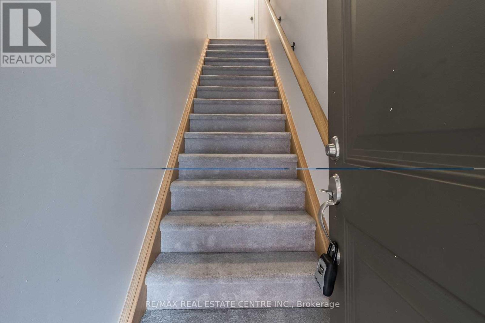 13 - 2484 Post Road, Oakville, Ontario  L6H 0K1 - Photo 3 - W12492586