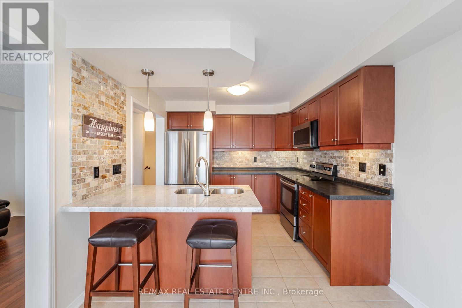 4834 Capri Crescent, Burlington, Ontario  L7M 0H9 - Photo 14 - W12492588