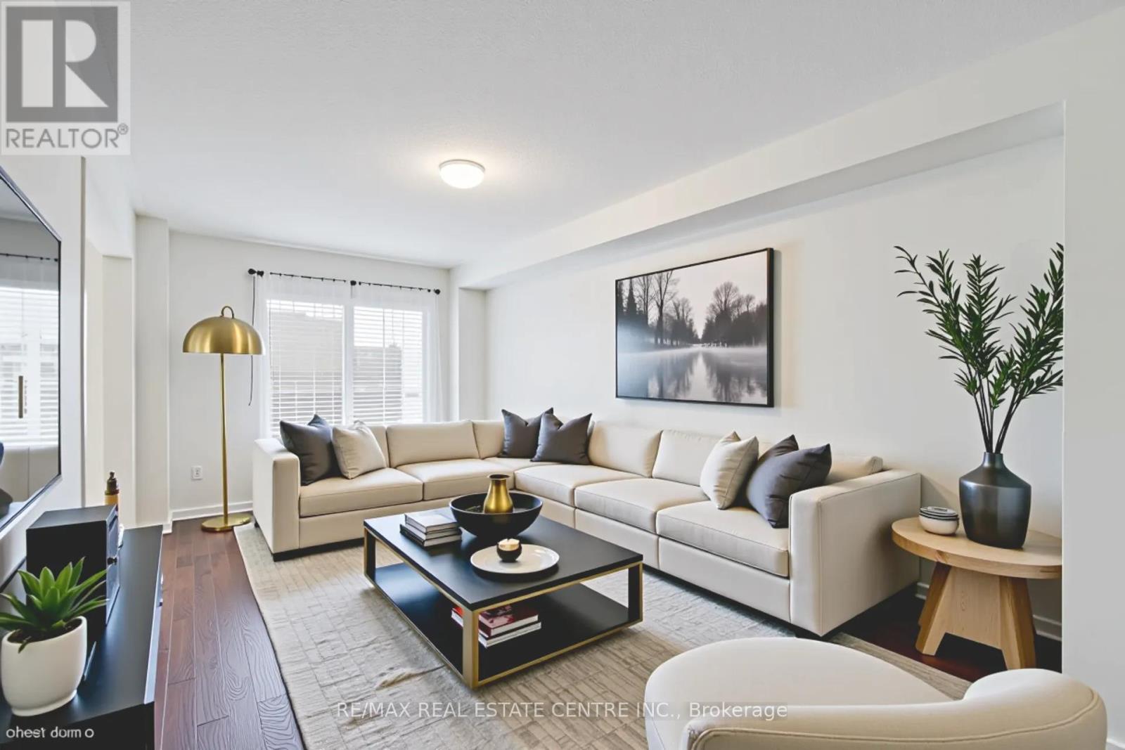 4834 Capri Crescent, Burlington, Ontario  L7M 0H9 - Photo 7 - W12492588