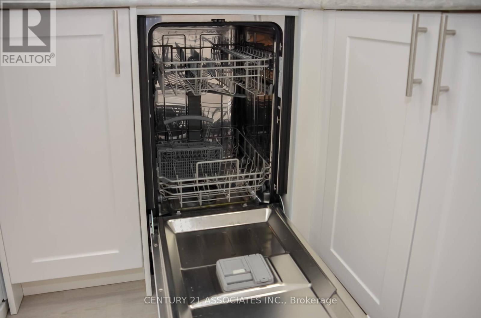 (Bsmt) - 75 Coney Road, Toronto, Ontario  M8Z 2K7 - Photo 14 - W12492606