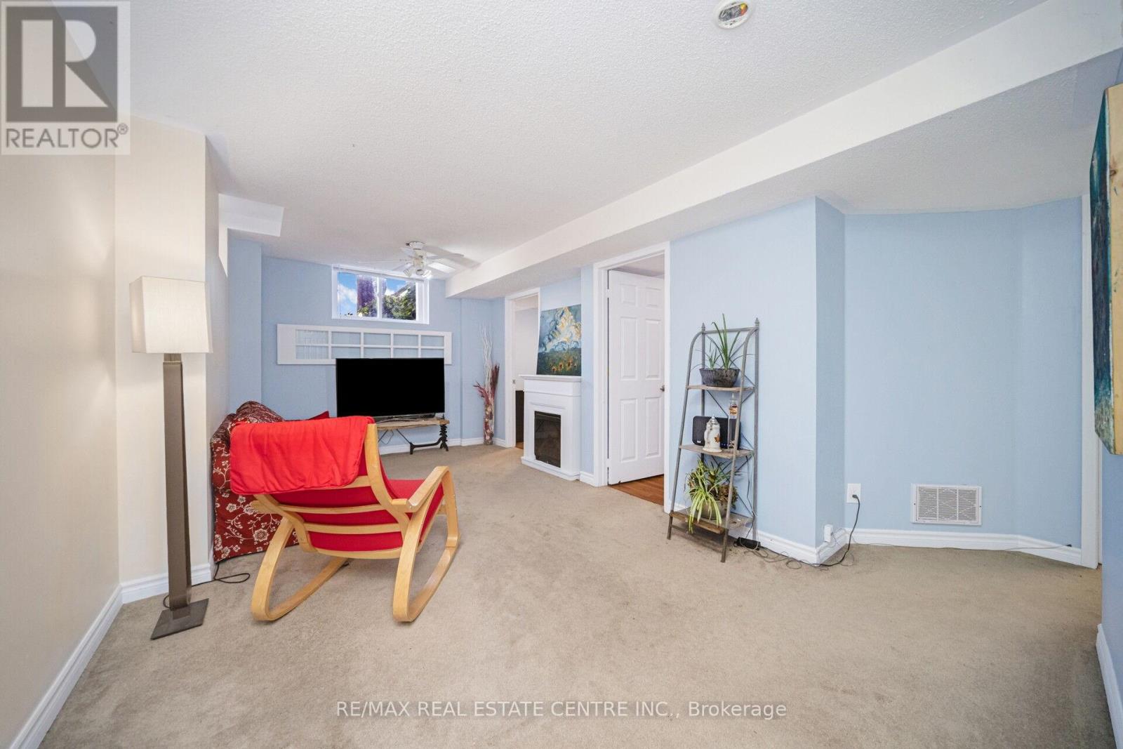 19 Silkwood Crescent, Brampton, Ontario  L6X 4L1 - Photo 25 - W12492620