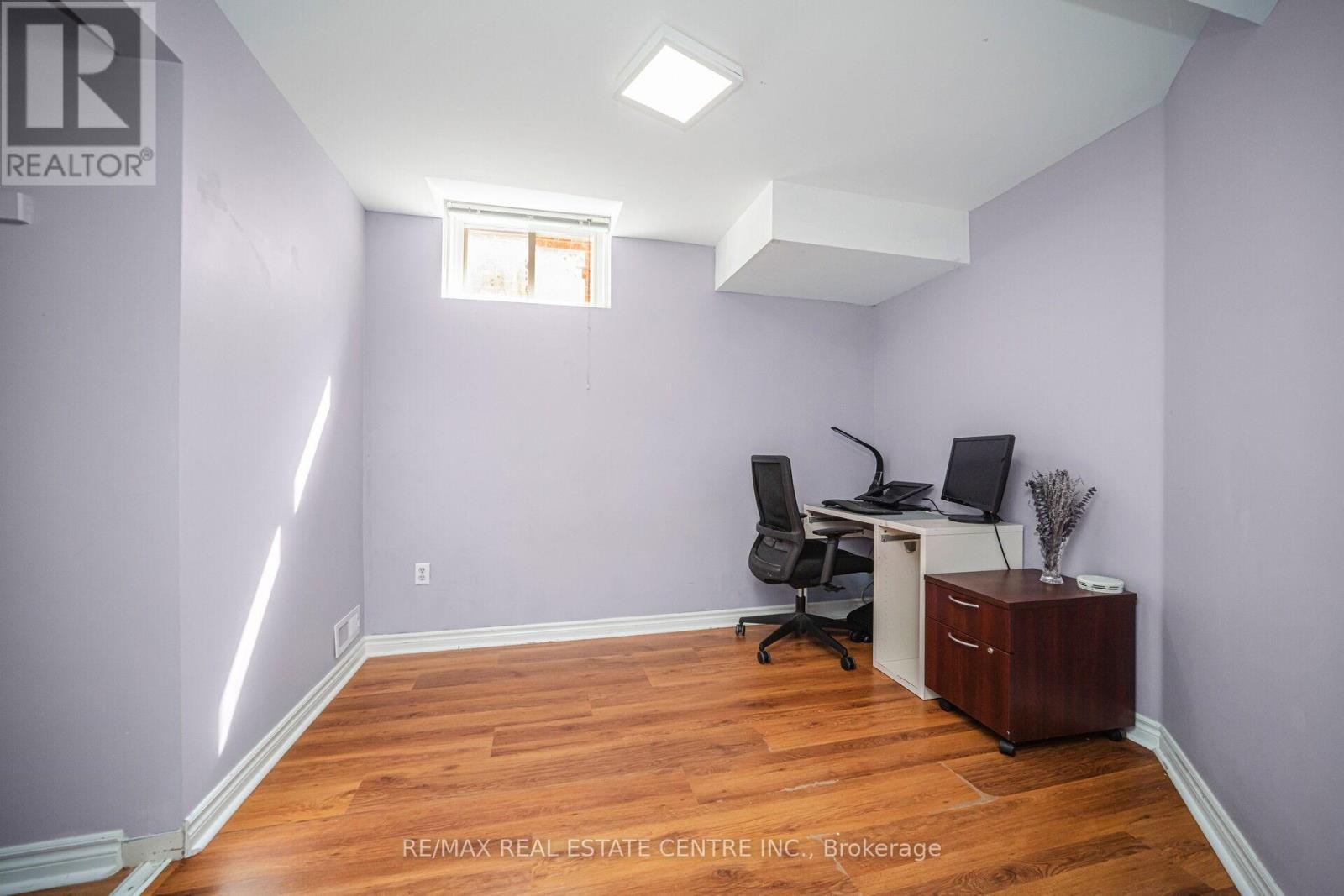 19 Silkwood Crescent, Brampton, Ontario  L6X 4L1 - Photo 31 - W12492620