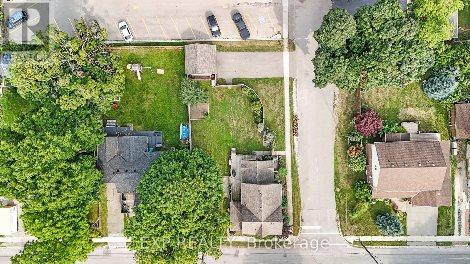 20 Elgin Street S, Halton Hills, Ontario  L7J 2B3 - Photo 45 - W12492622