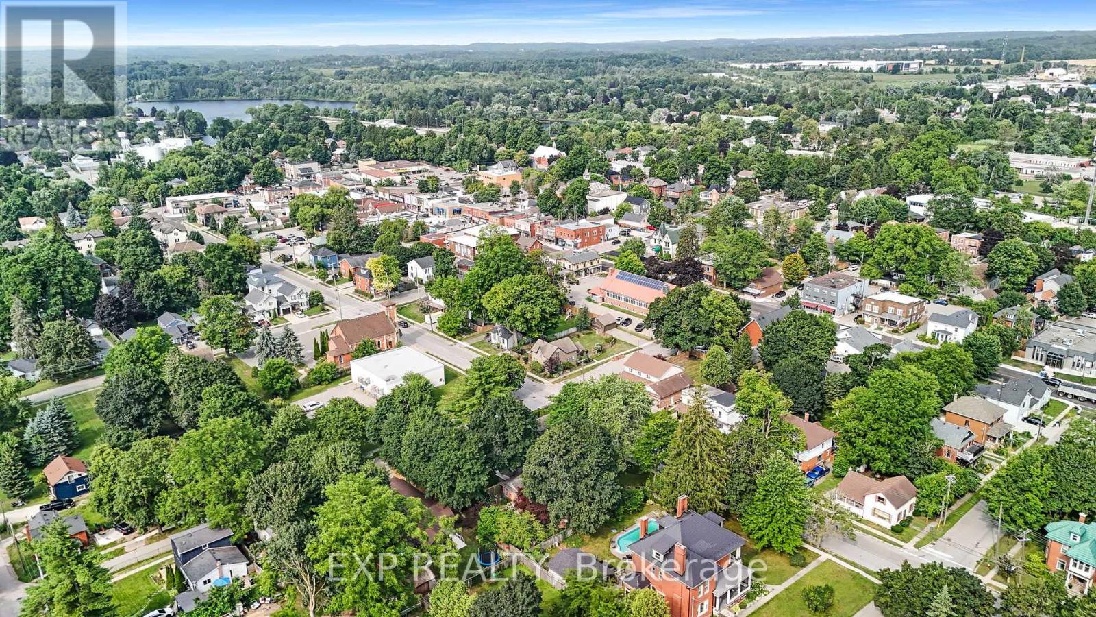 20 Elgin Street S, Halton Hills, Ontario  L7J 2B3 - Photo 47 - W12492622