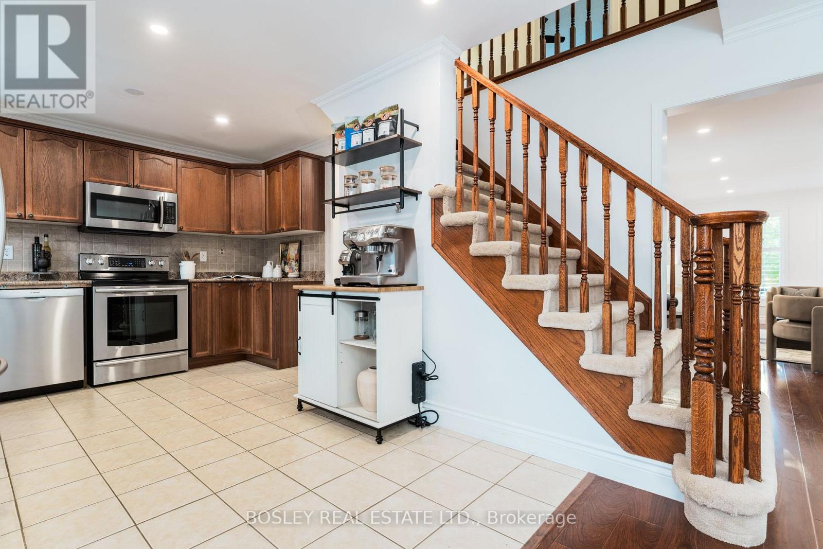 811 Watson Terrace, Milton, Ontario  L9T 5Z8 - Photo 15 - W12492642