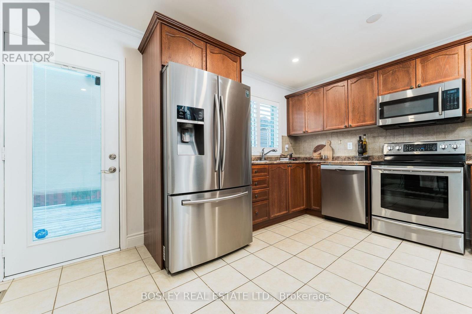 811 Watson Terrace, Milton, Ontario  L9T 5Z8 - Photo 16 - W12492642