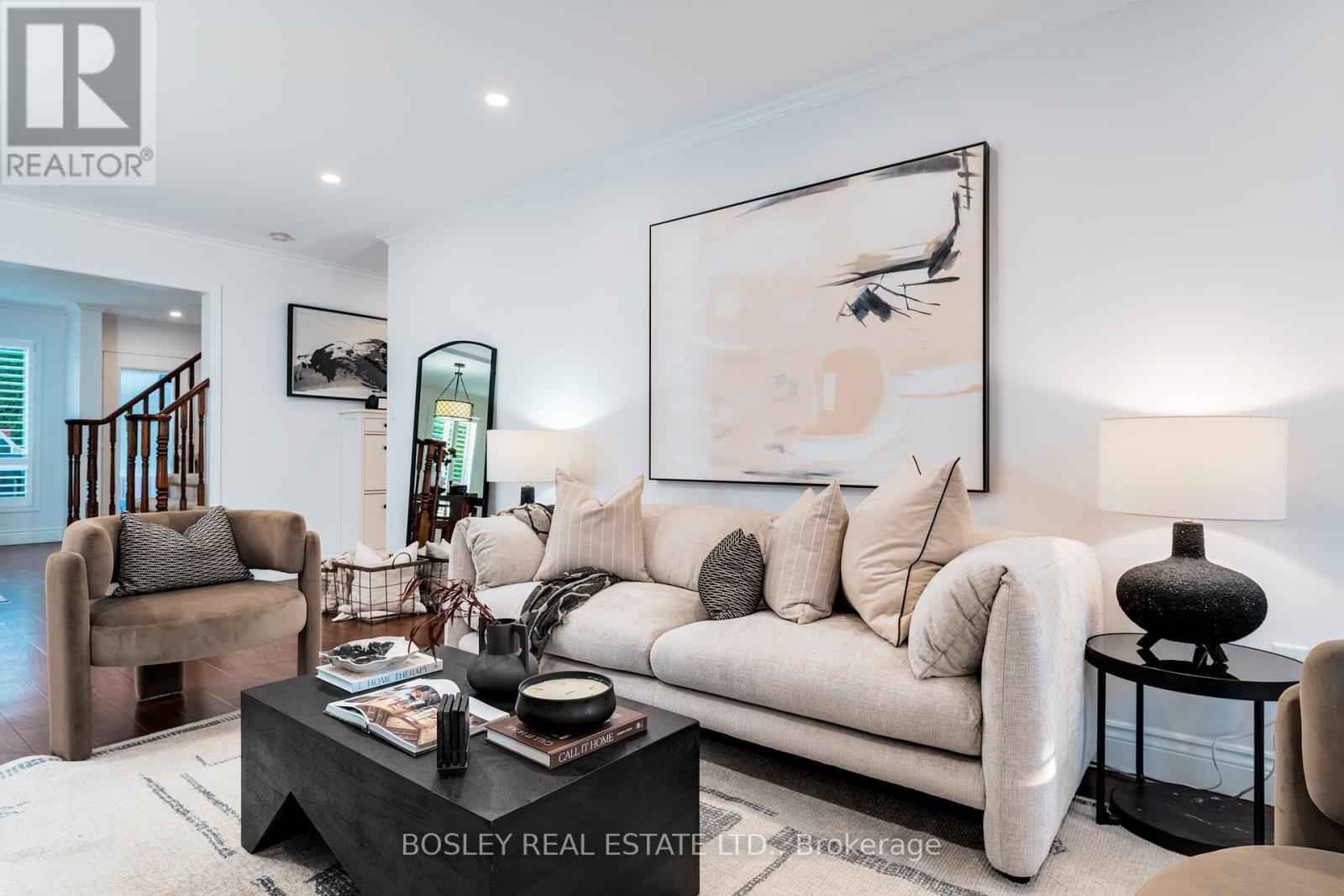 811 Watson Terrace, Milton, Ontario  L9T 5Z8 - Photo 3 - W12492642