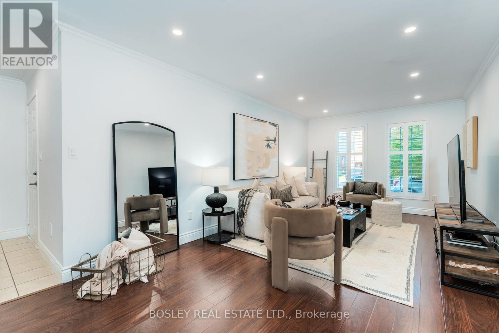 811 Watson Terrace, Milton, Ontario  L9T 5Z8 - Photo 5 - W12492642