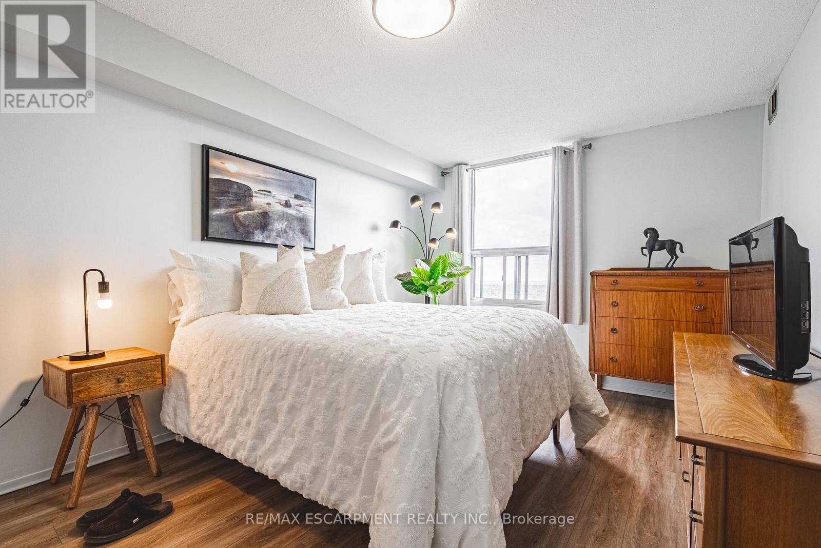 1206 - 2055 Upper Middle Road, Burlington, Ontario  L7P 3P4 - Photo 18 - W12492658