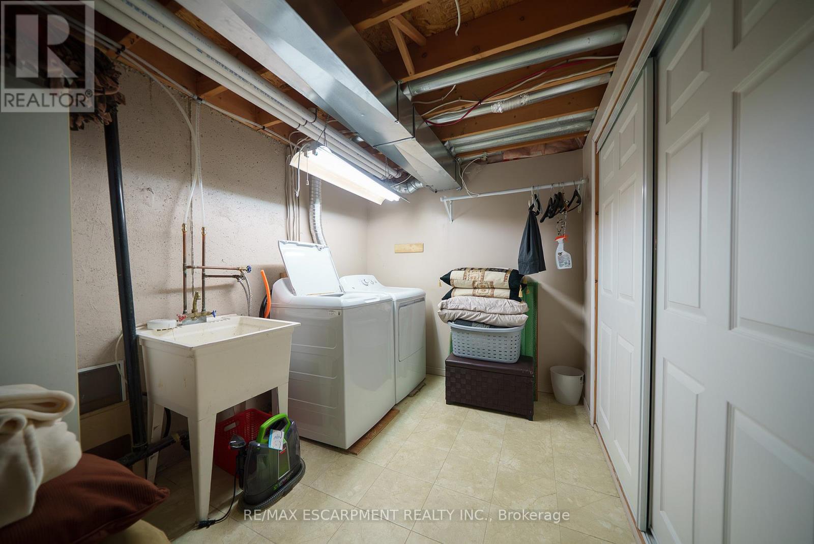 4106 Kryzan Drive, Burlington, Ontario  L7M 4Z5 - Photo 30 - W12492668