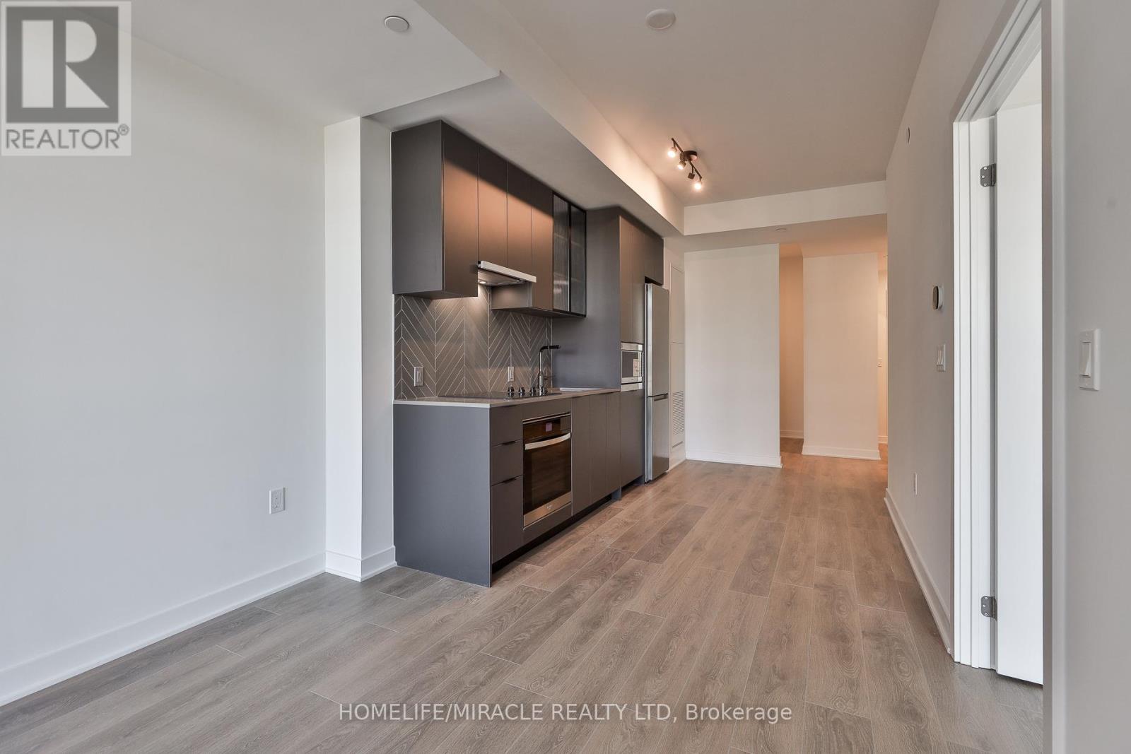 317 - 1007 The Queensway, Toronto, Ontario  M8Z 0C6 - Photo 13 - W12492698