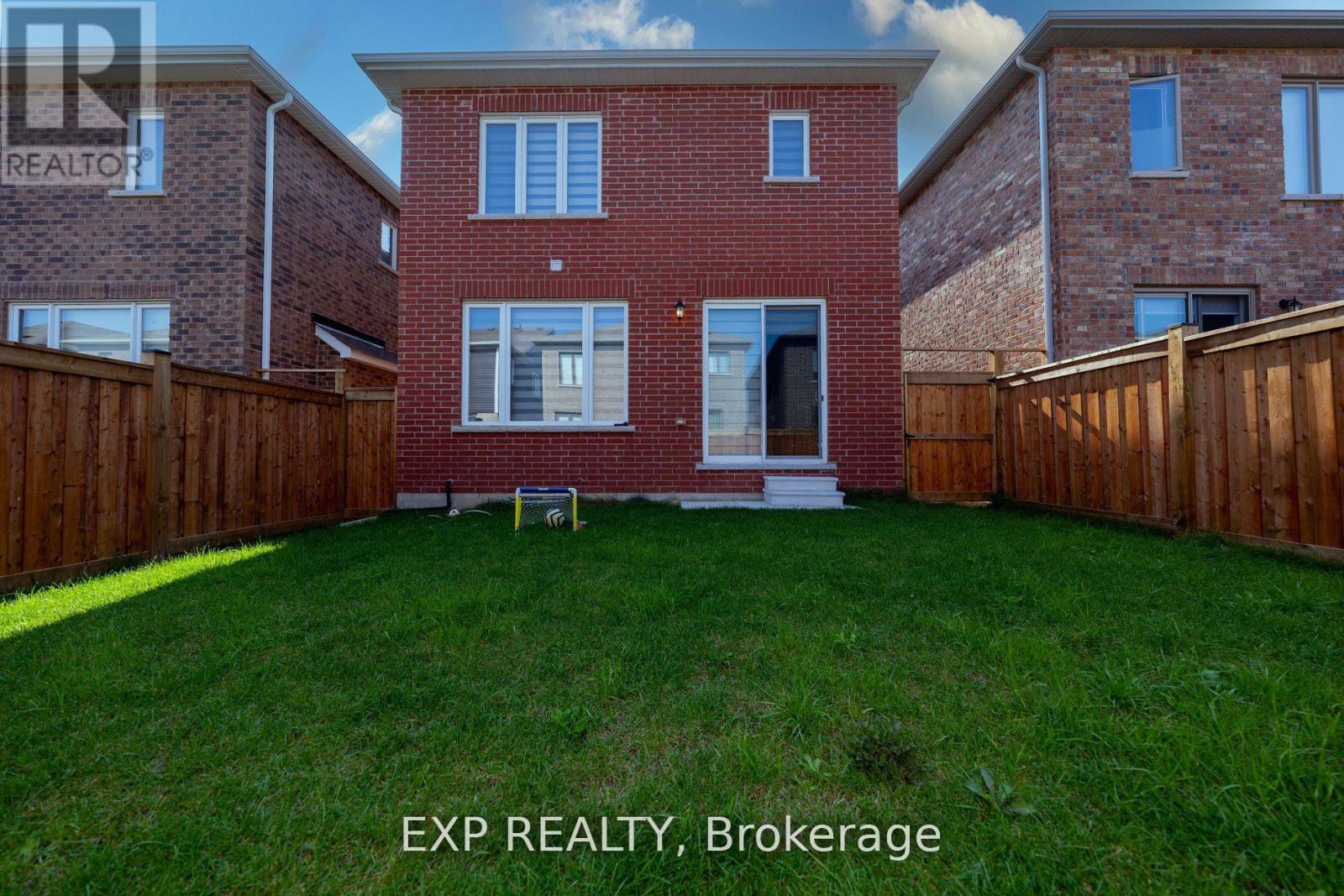 558 Kennedy Circle W, Milton, Ontario  L9E 1P9 - Photo 39 - W12492744