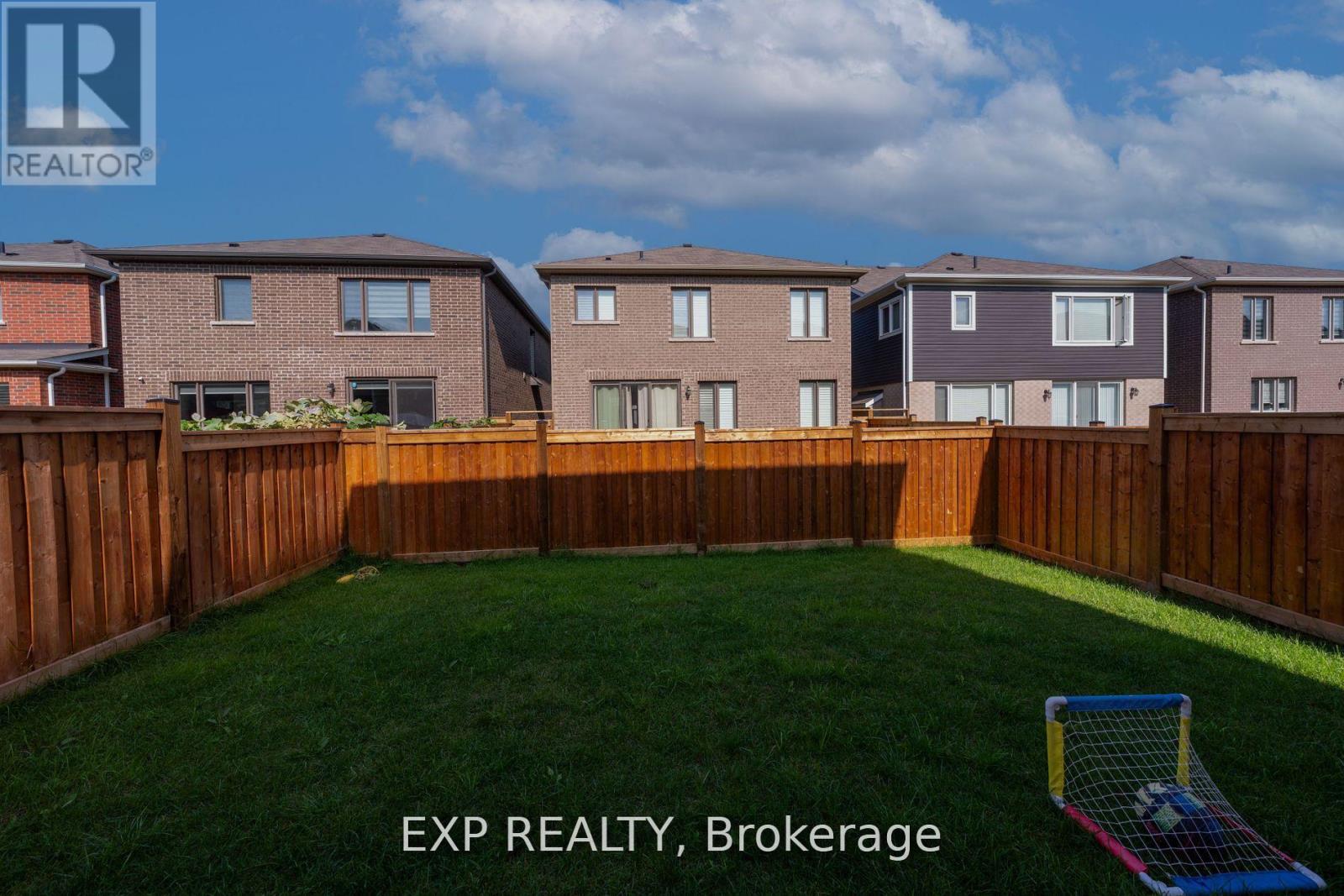 558 Kennedy Circle W, Milton, Ontario  L9E 1P9 - Photo 40 - W12492744