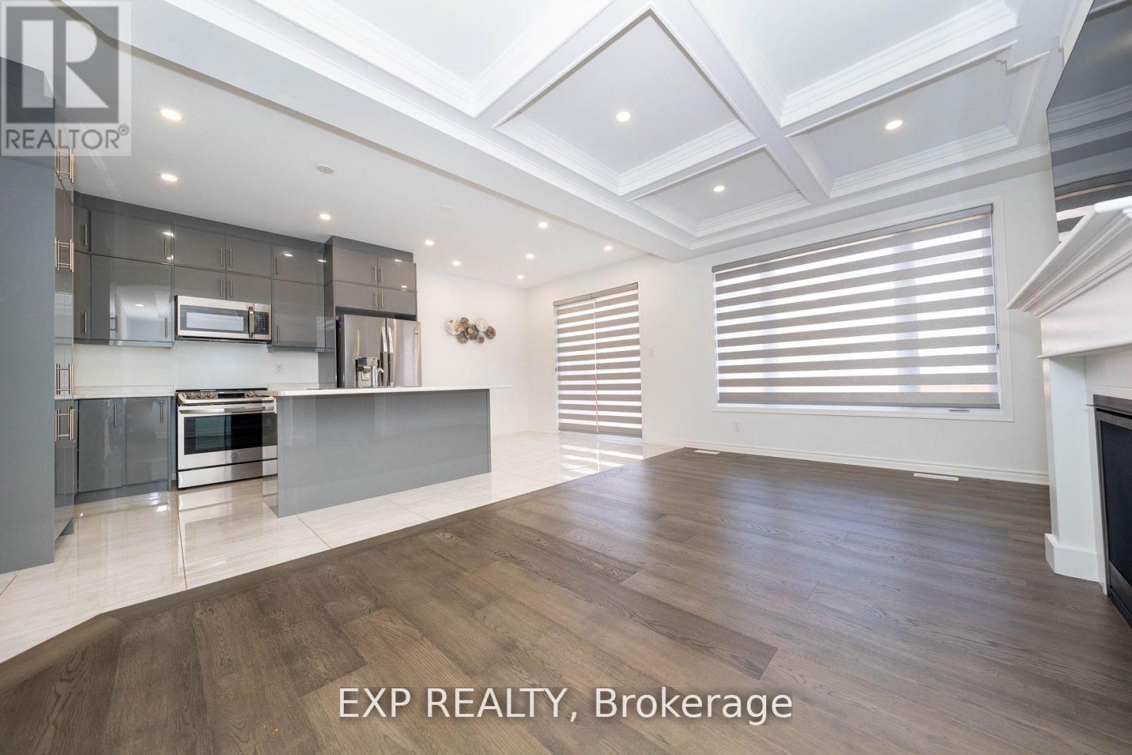 558 Kennedy Circle W, Milton, Ontario  L9E 1P9 - Photo 8 - W12492744