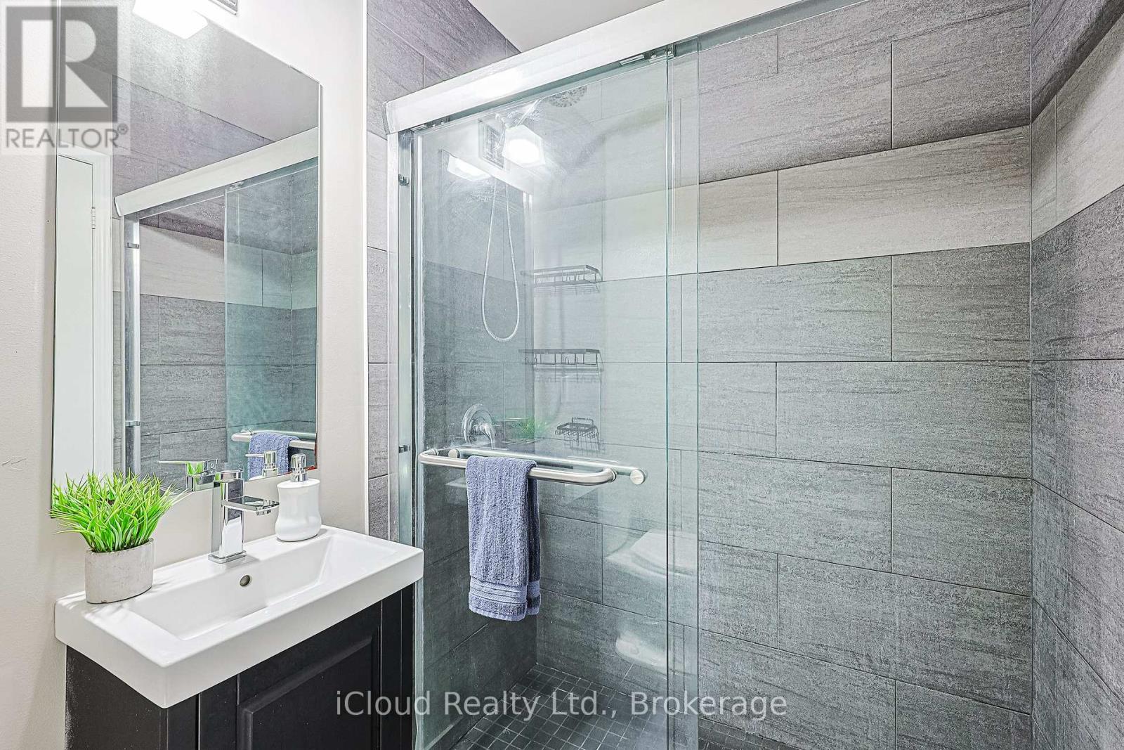 30 - 5958 Greensboro Drive, Mississauga, Ontario  L5M 5Z9 - Photo 30 - W12492756