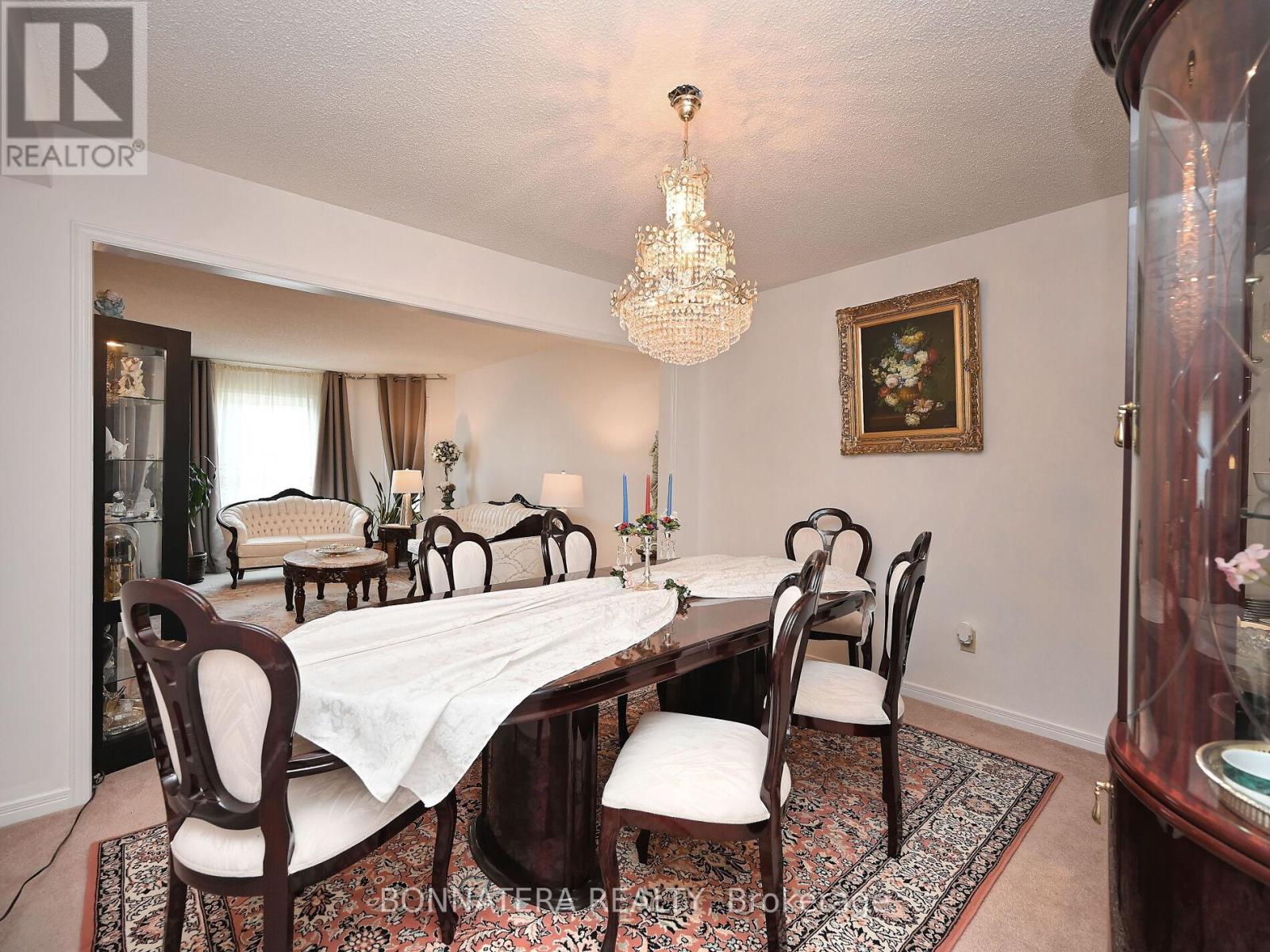 4445 Guildwood Way, Mississauga, Ontario  L5R 2B4 - Photo 11 - W12492766