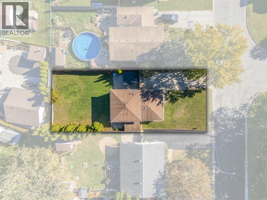 252 Murdoch, Harrow, Ontario  N0R 1G0 - Photo 7 - 25027621