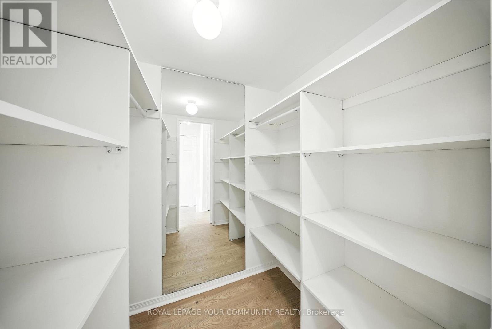 1404 - 330 Rathburn Road W, Mississauga, Ontario  L5B 3Y1 - Photo 15 - W12492800