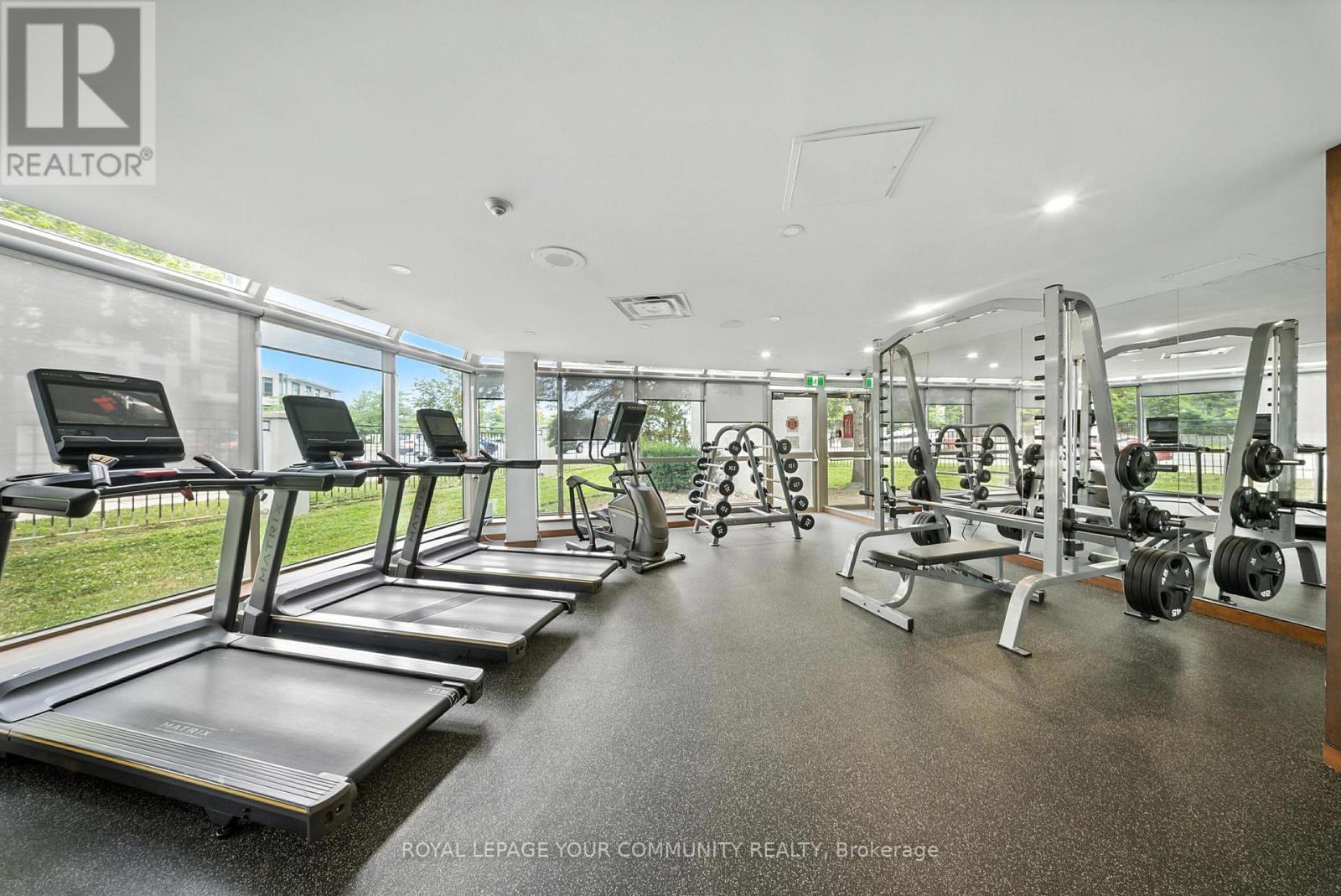 1404 - 330 Rathburn Road W, Mississauga, Ontario  L5B 3Y1 - Photo 22 - W12492800