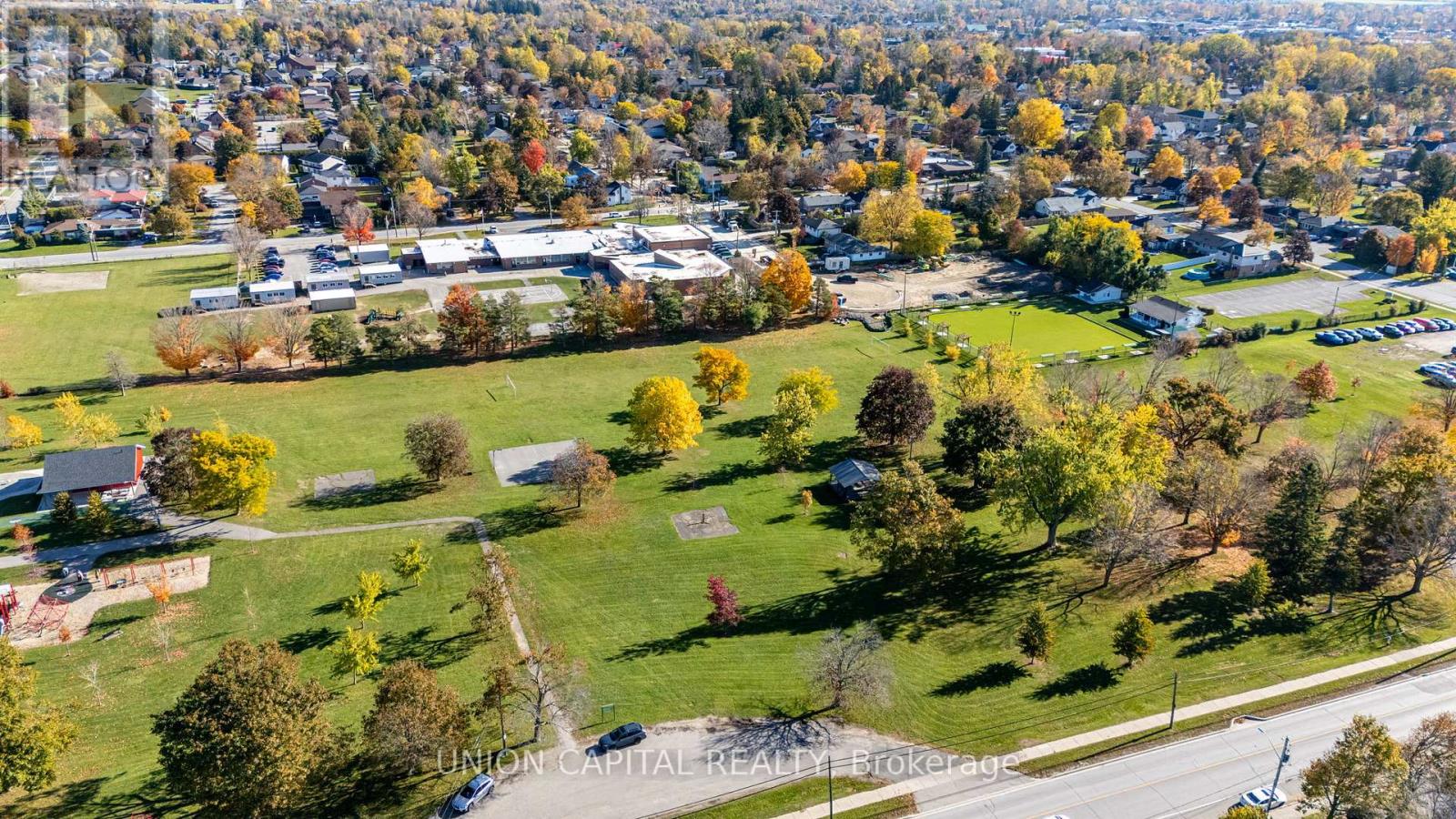 28 Lang Court, Kawartha Lakes, Ontario  K9V 6E5 - Photo 23 - X12492590