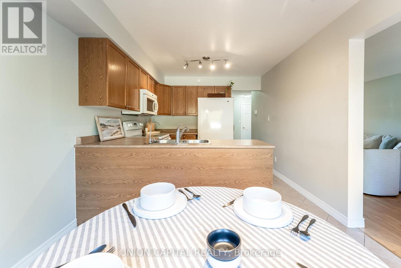 28 Lang Court, Kawartha Lakes, Ontario  K9V 6E5 - Photo 8 - X12492590