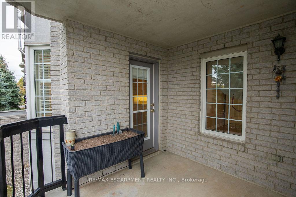 202 - 990 Golf Links Road, Hamilton, Ontario  L9K 1J8 - Photo 18 - X12492670