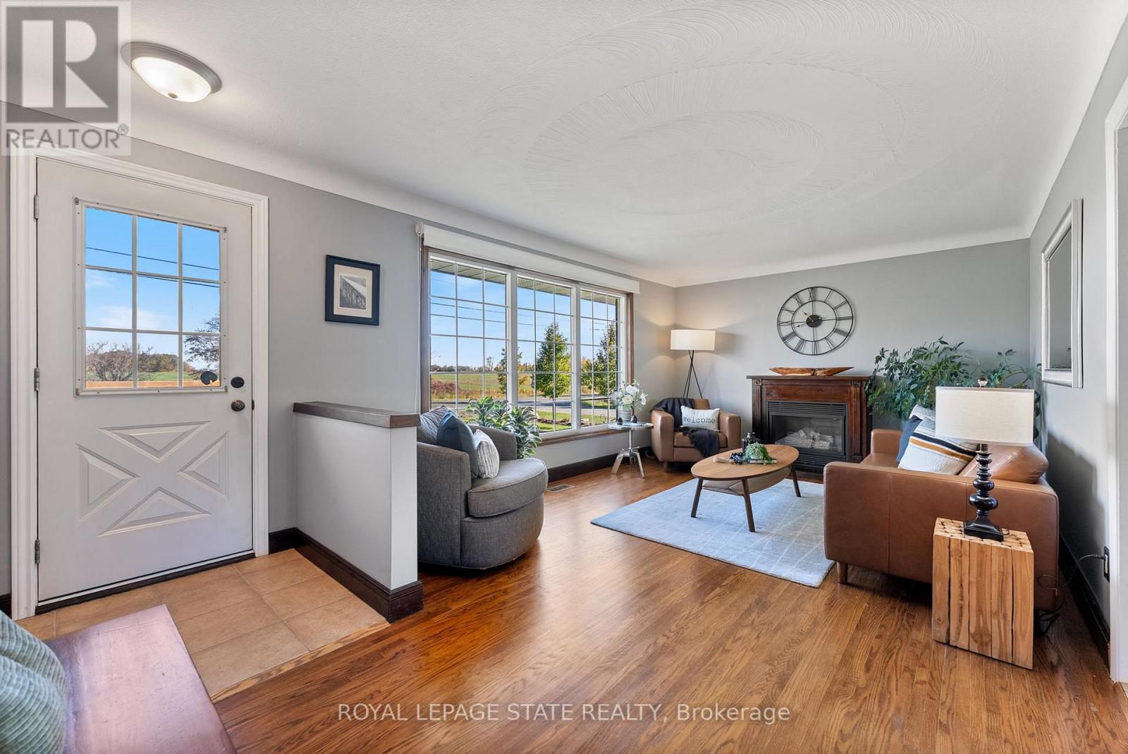 5187 White Church Road E, Hamilton, Ontario  L0R 1W0 - Photo 2 - X12492784